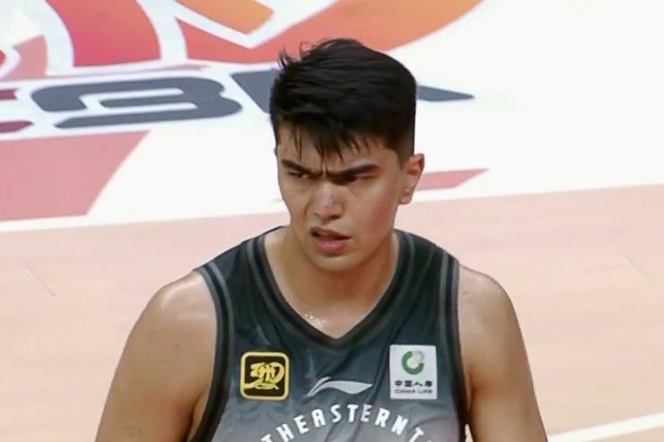 相當高效！魯吐布拉出戰19分鐘 7中5貢獻14分10籃板